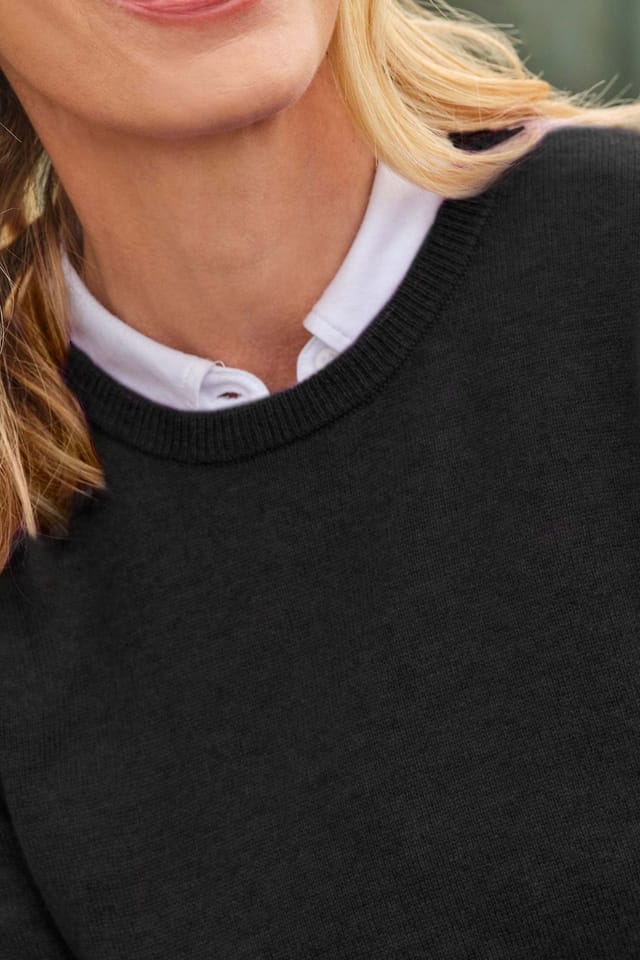 WoolOvers WoolOvers Women's Cashmere Merino Crew Neck Jumper in Black - 3