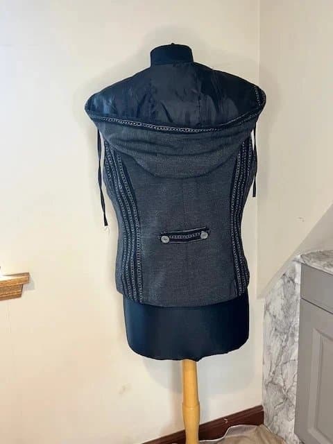 yest Yest Designer Pinstripe Hooded Waistcoat Blazer Size 12 New without Tags