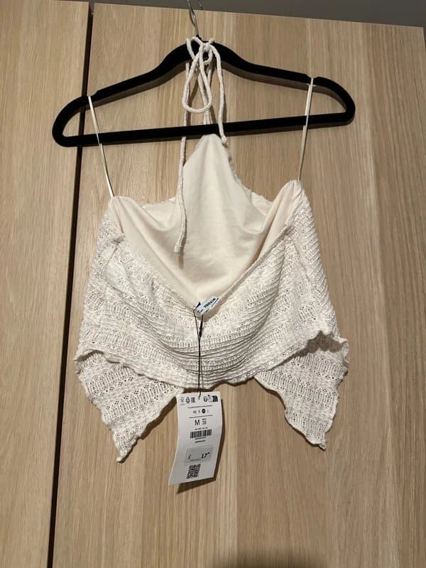 Bershka Bershka Halter neck Crop Top