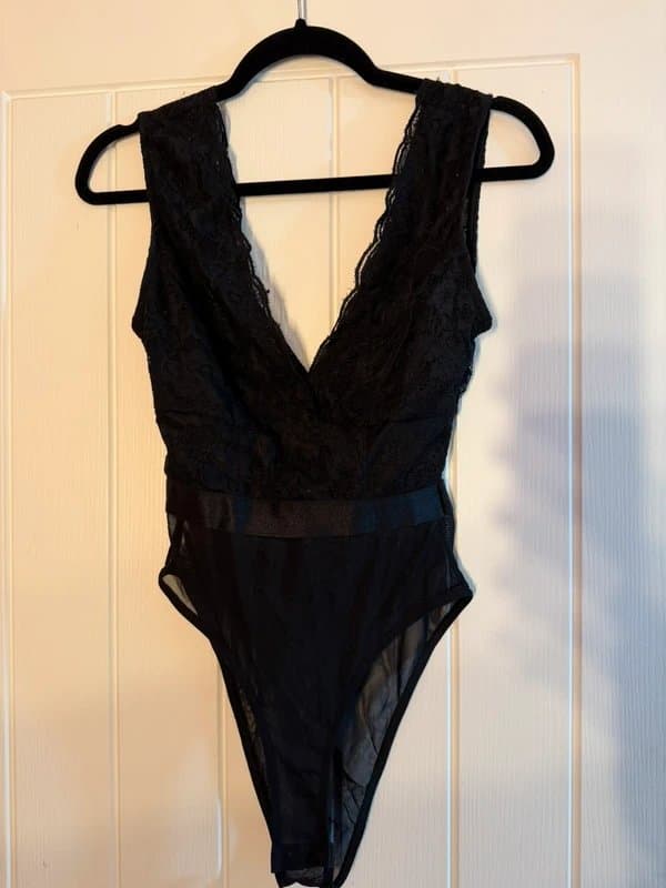 New Look Lace bodysuit
