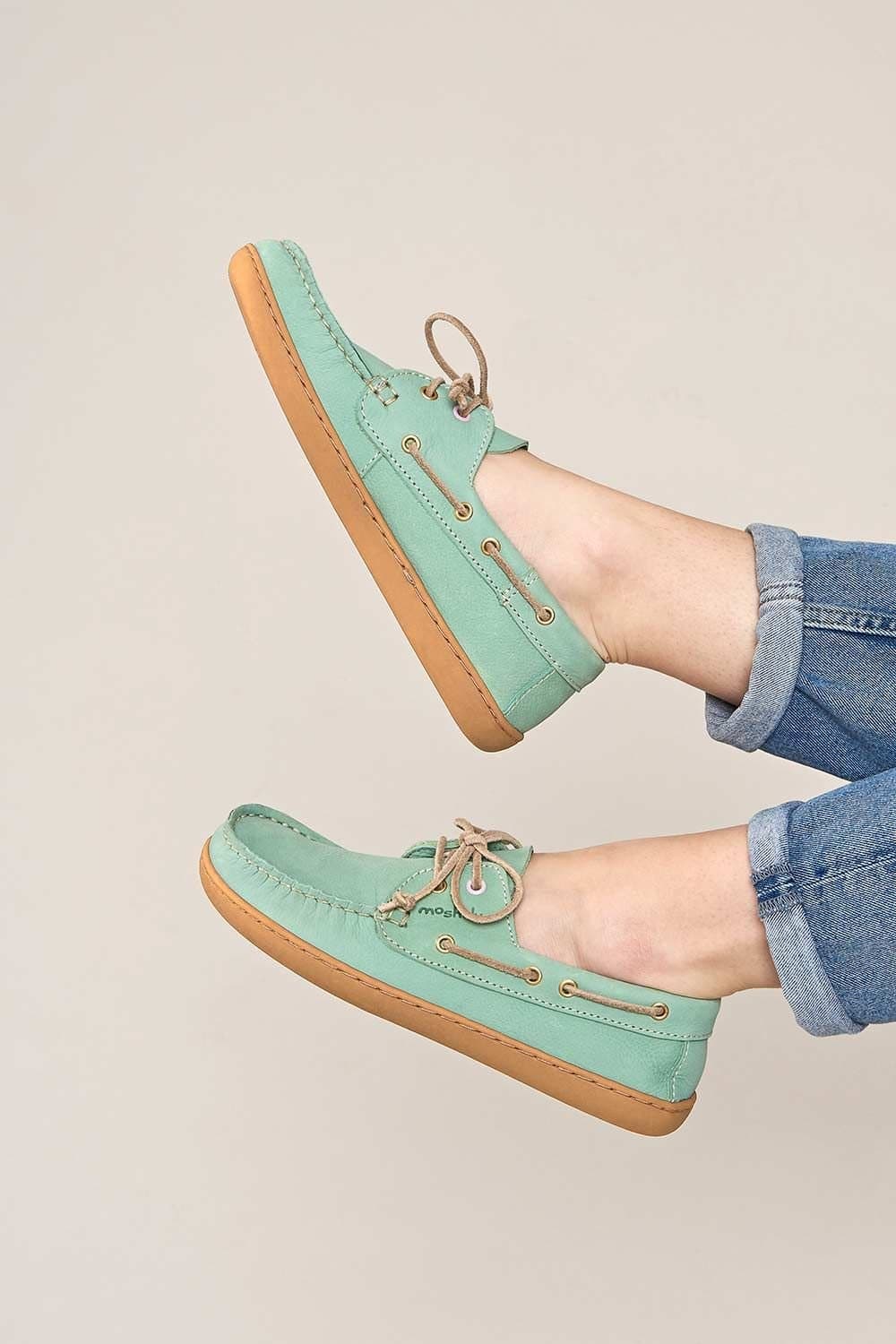 Moshulu Moshulu Women's Light Green Nubuck Boat Shoes