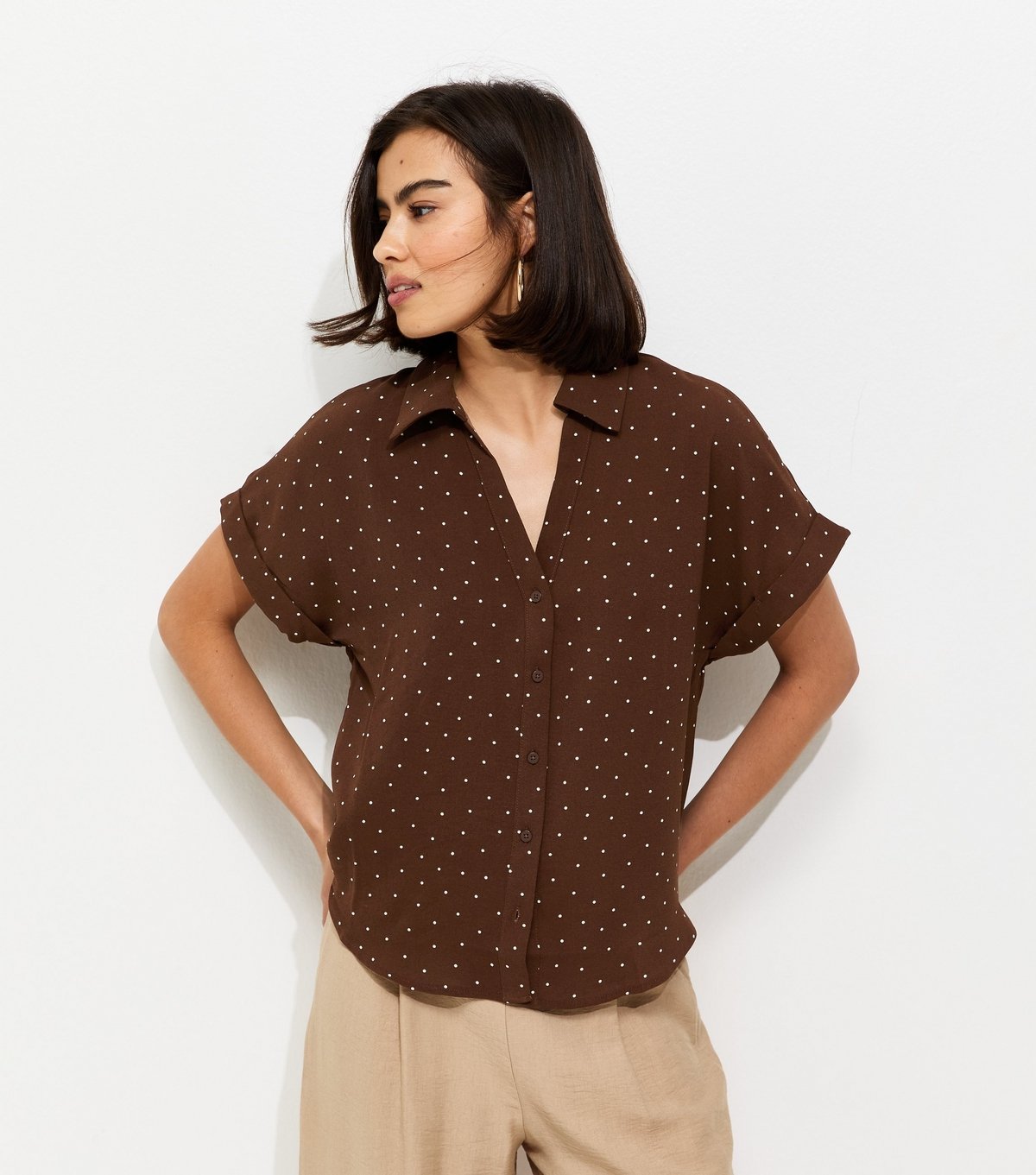 New Look Women's Brown Spot Print Short Sleeve Shirt New Look - 2