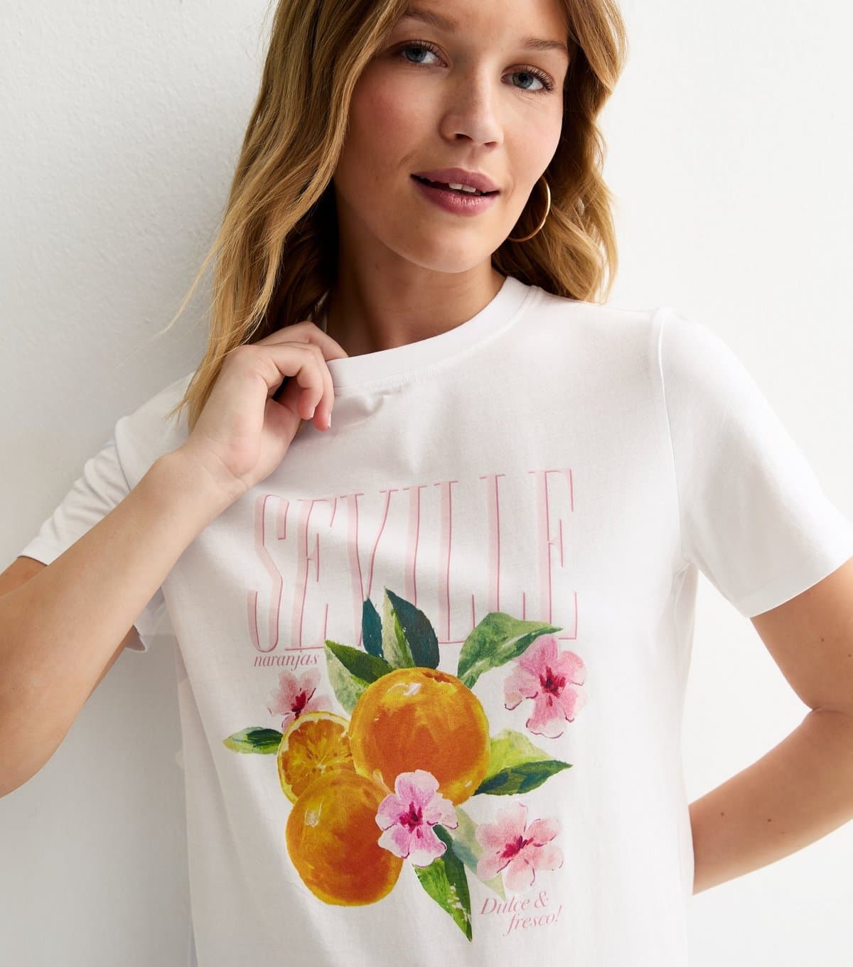 New Look Women's White Orange Print T-Shirt New Look