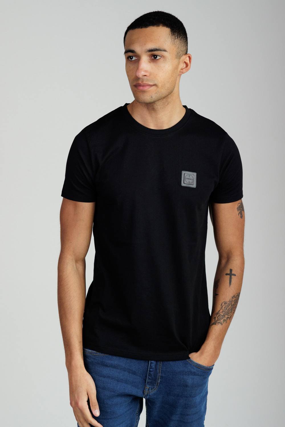 Foray Foray Men's Short Sleeve Cotton Crew Neck Logo T-Shirt in Black - 2