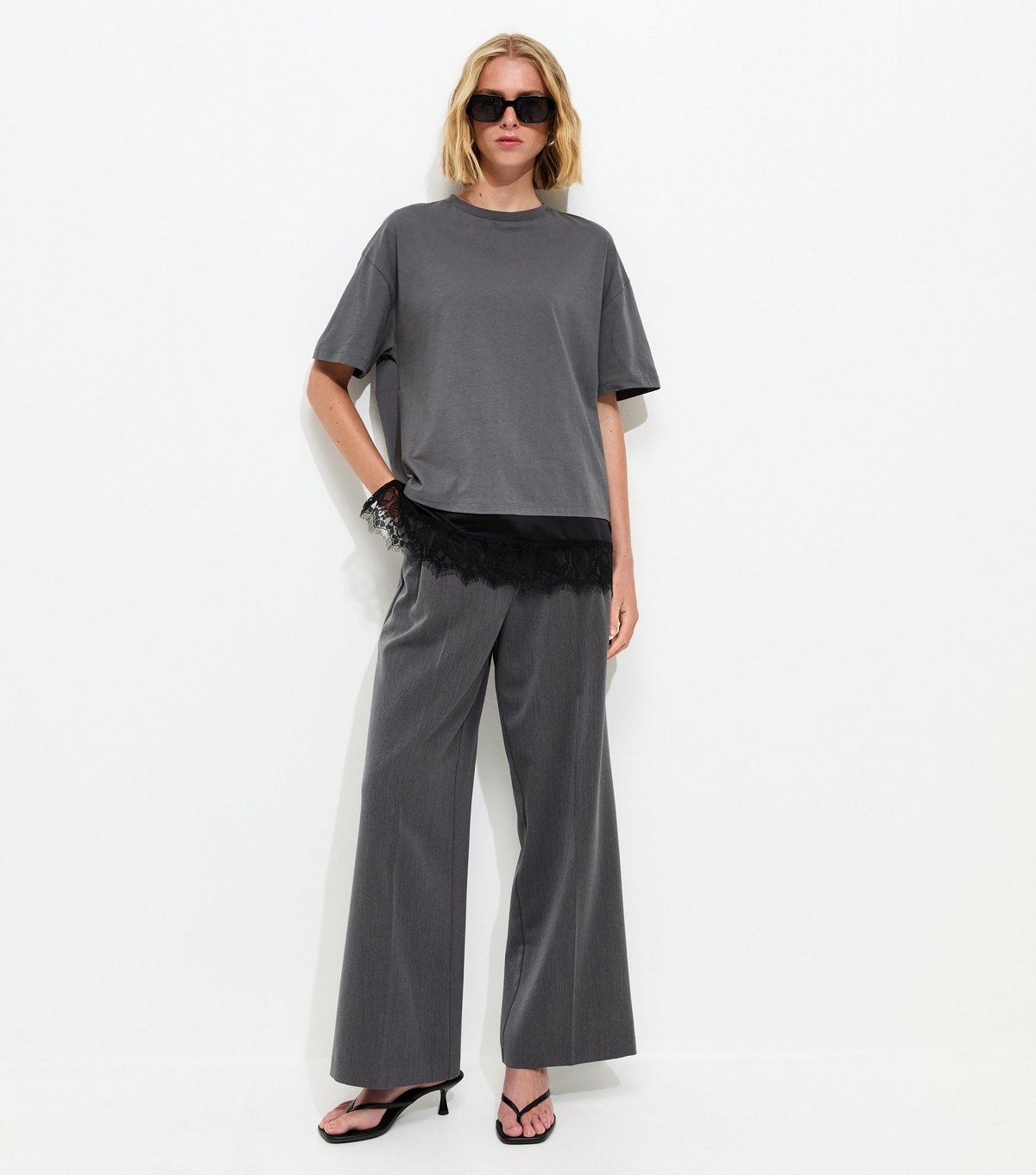 New Look Women's Dark Grey Satin Lace Hem Oversized T-Shirt New Look - 3