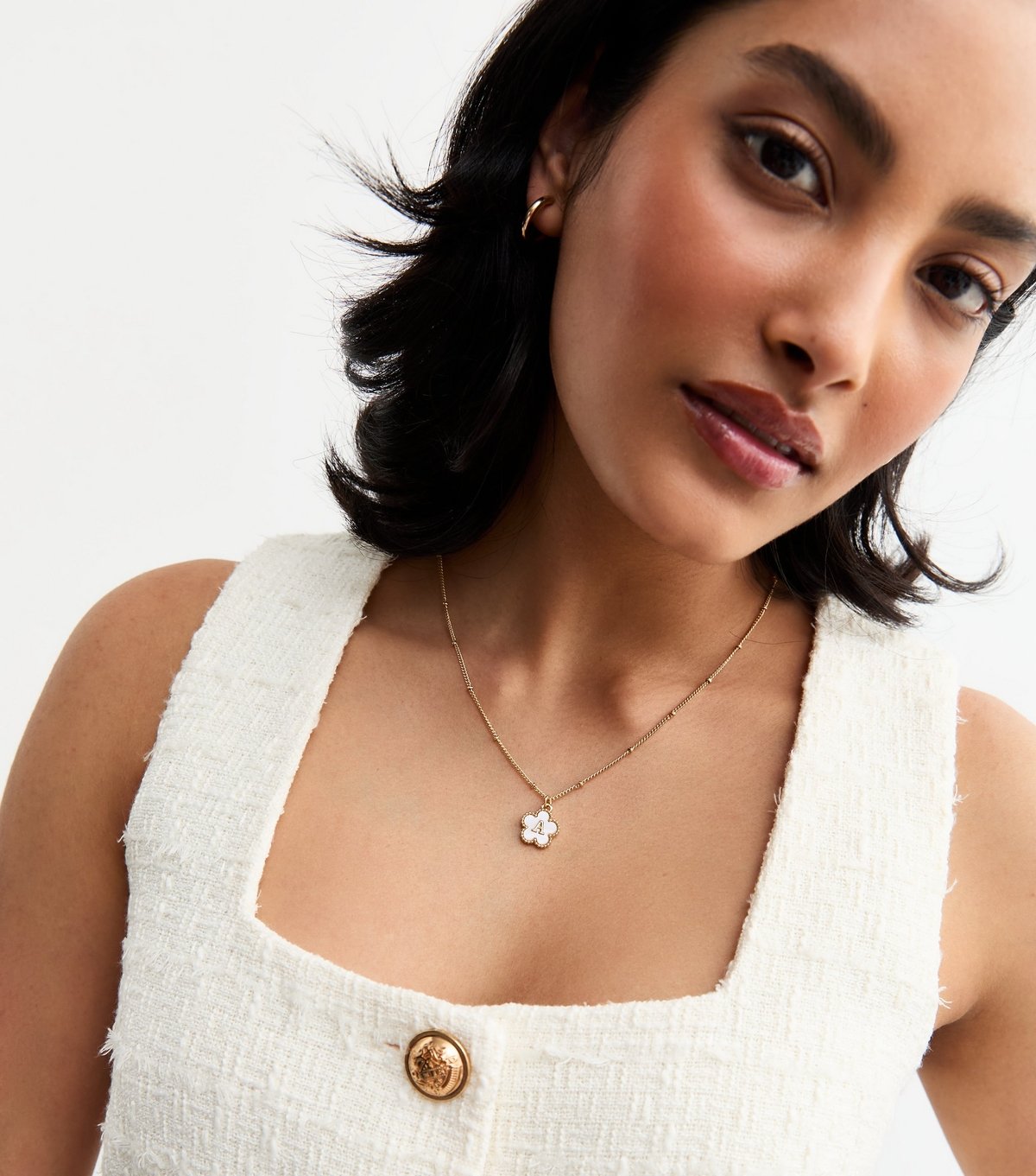 New Look 18ct Gold Plated Initial A Flower Necklace New Look - 2