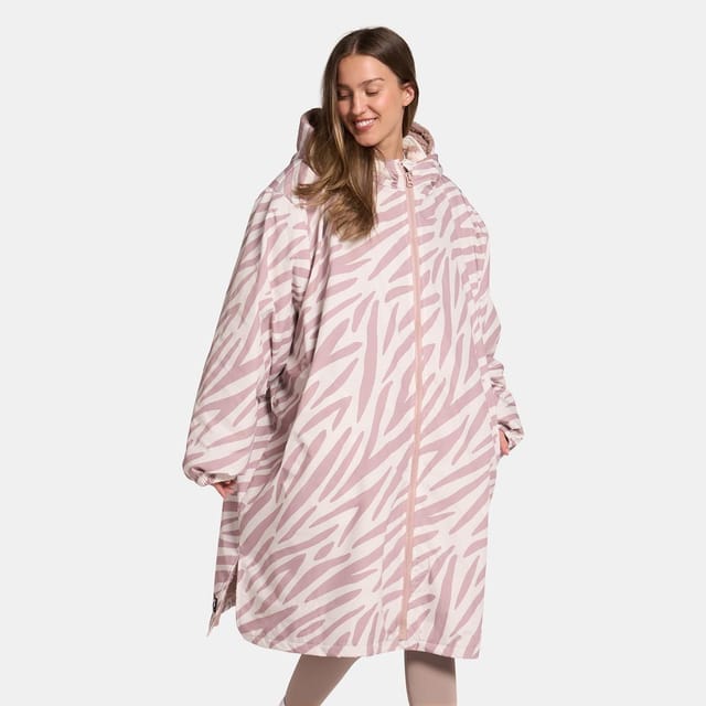 OHS OHS Women's 2 Piece Zebra Print Changing Robe & Half-Zip Teddy Fleece Co-Ord Set in Pink - 3