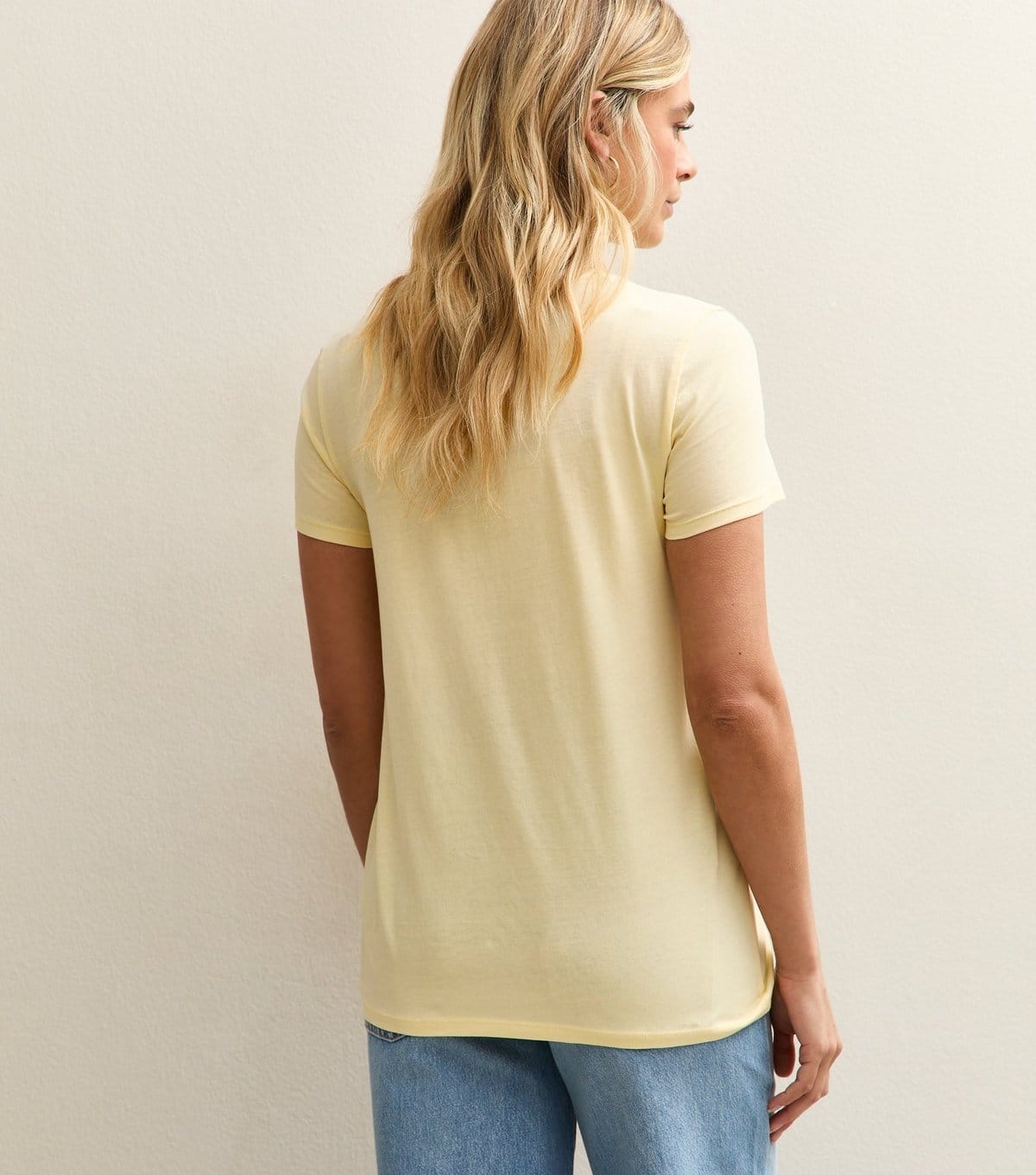 New Look Women's Maternity Light Yellow Crew Neck T-Shirt New Look - 4