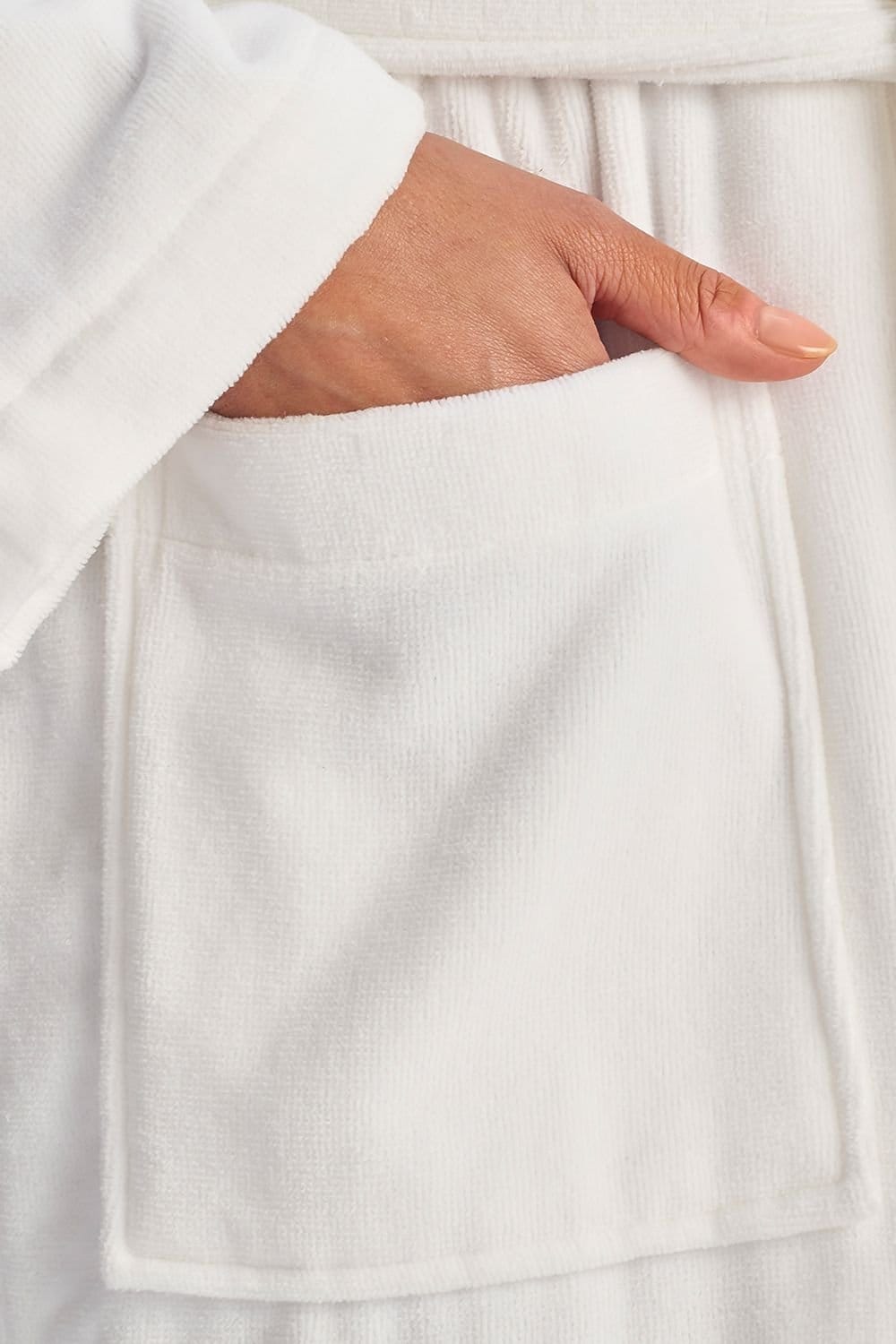 Christy CHRISTY Women's 'Supreme Velour' 100% Sheared Cotton Bath Robe in White - 4