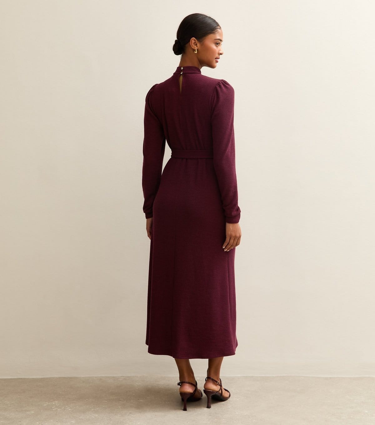 New Look Women's Dark Burgundy Crinkled High Neck Midi Dress New Look - 4