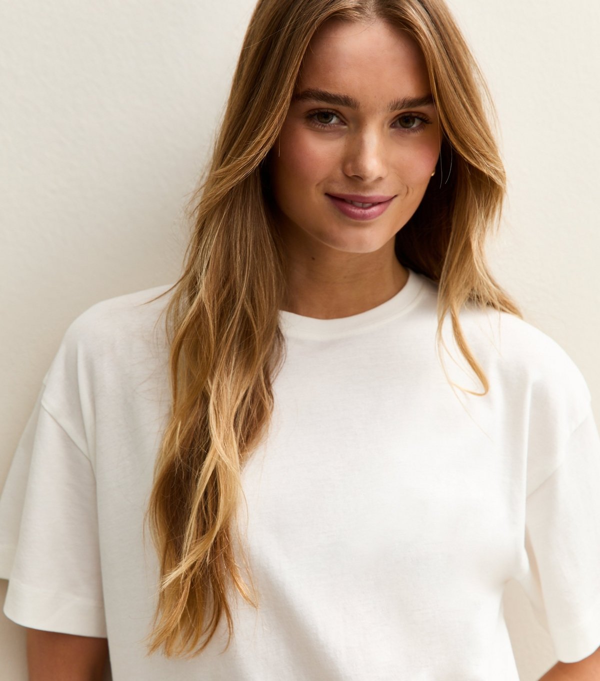 New Look Women's Off White Oversized T-Shirt New Look - 3