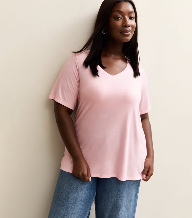 New Look Women's Plus Size Light Pink V-Neck T-Shirt Curves New Look - 2