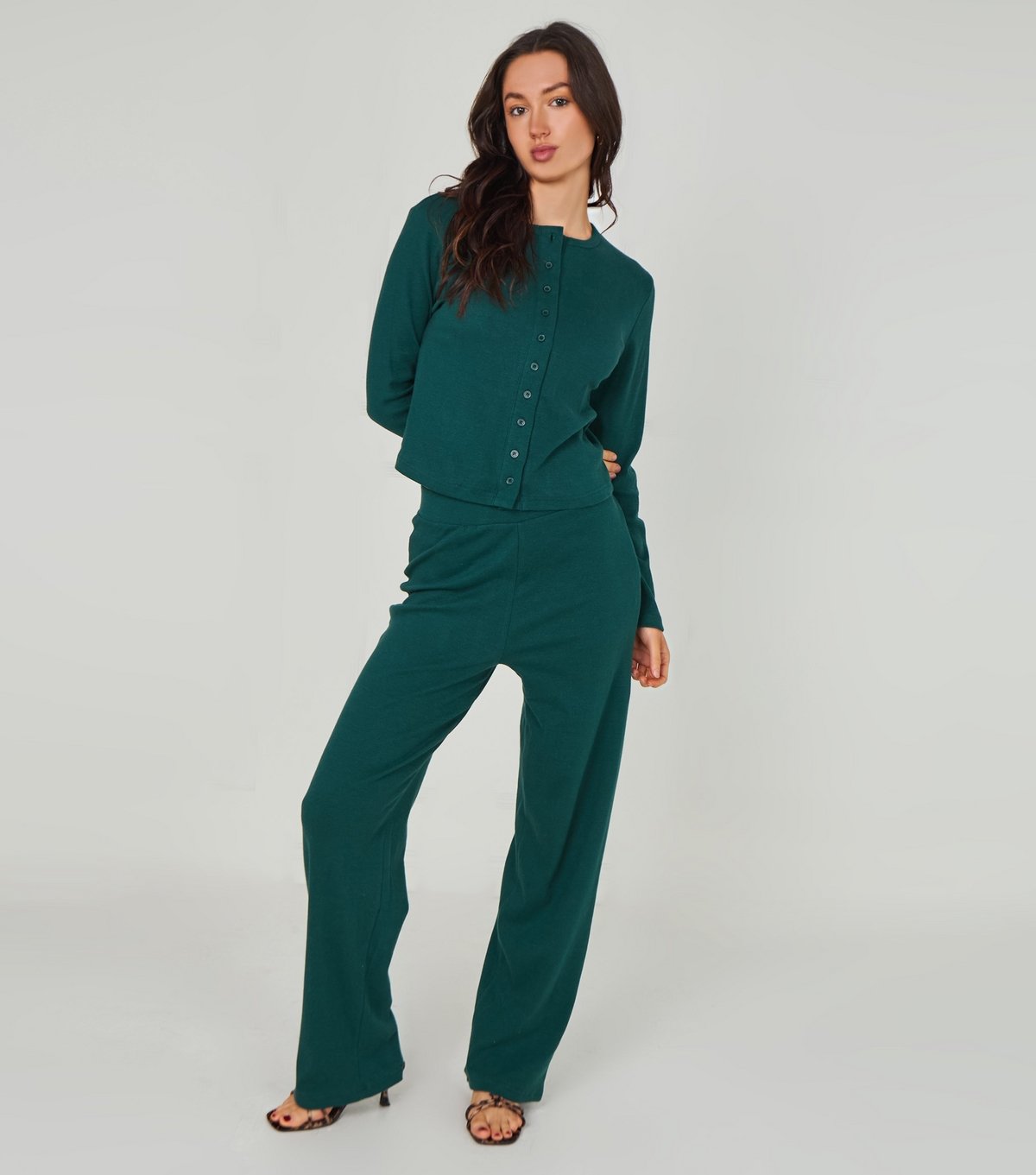 Urban Bliss Women's Khaki Ribbed Wide Leg Trouser Urban Bliss New Look - 2