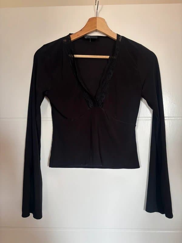 ASOS Design ASOS size small long sleeved top with Lace