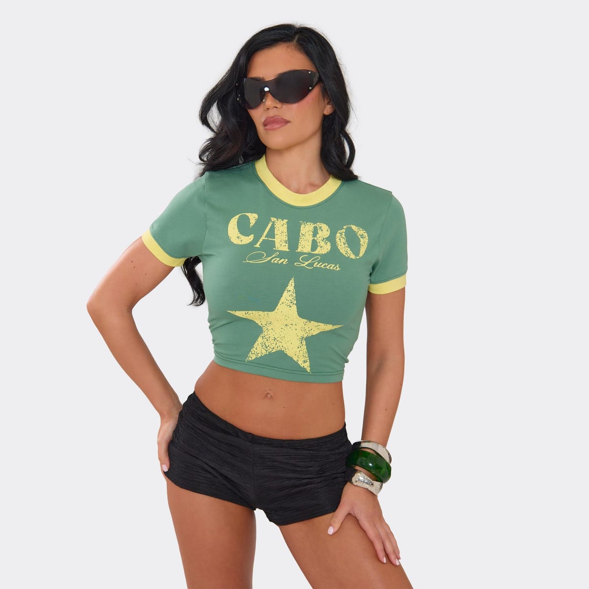 EGO Short Sleeve Contrast Binding Detail Graphic Crop Top In Green, Women's Size UK 6 - 1