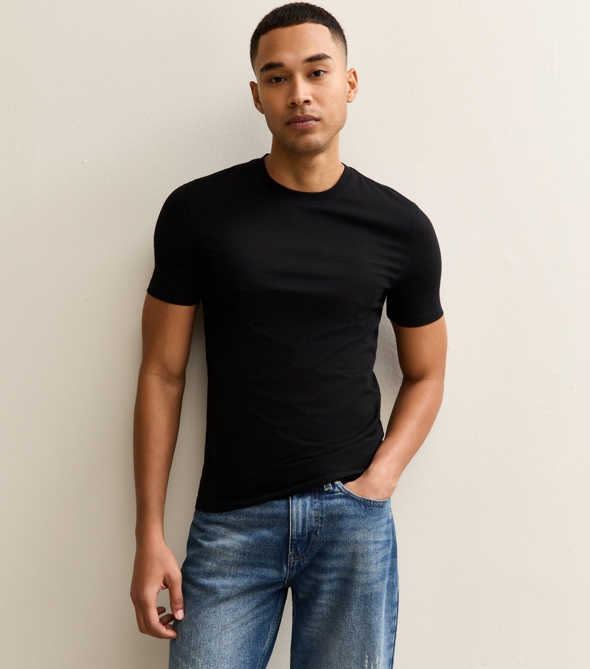 New Look Men's Black Muscle Fit T-Shirt New Look - 3