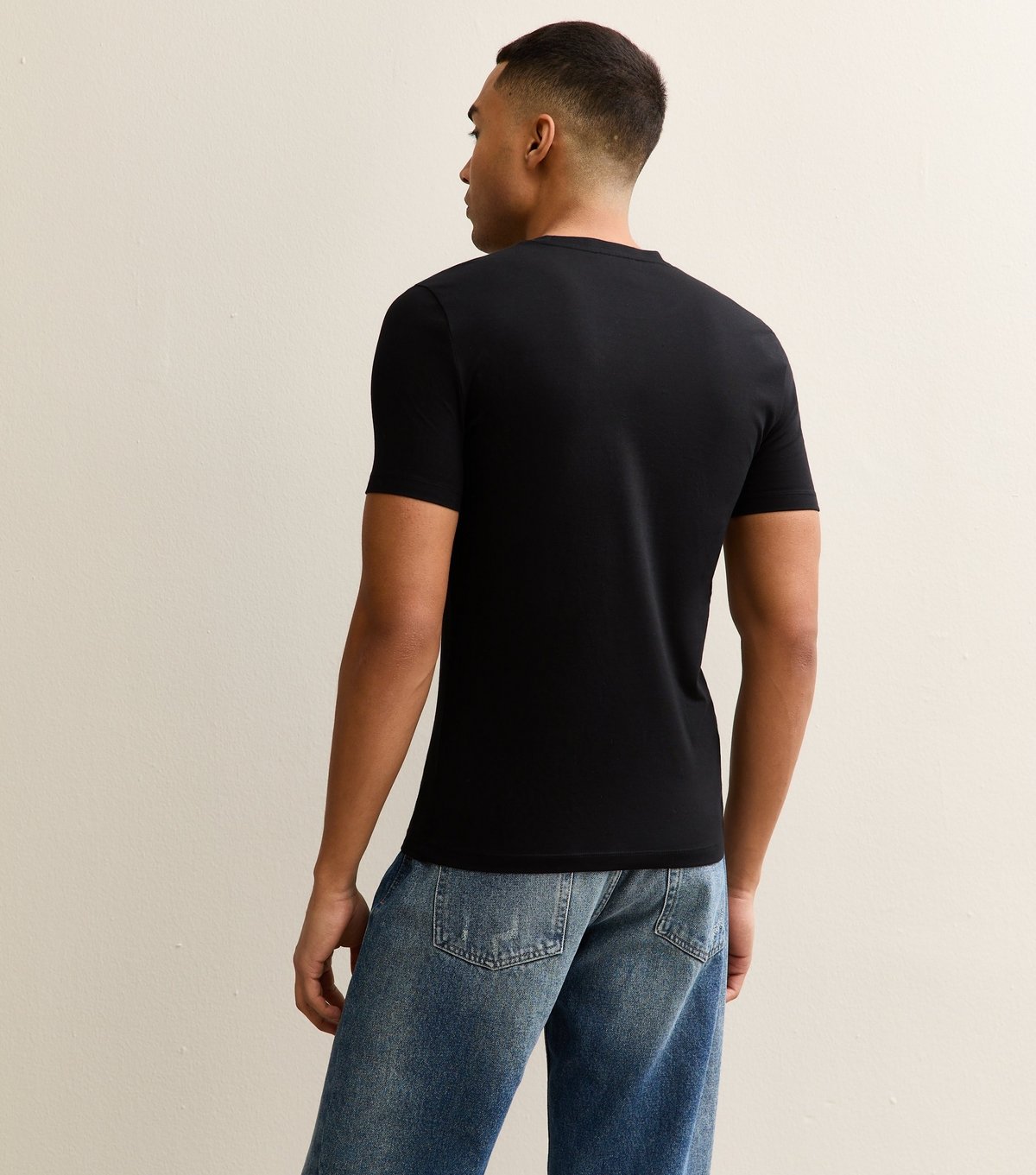 New Look Men's Black Muscle Fit T-Shirt New Look - 4
