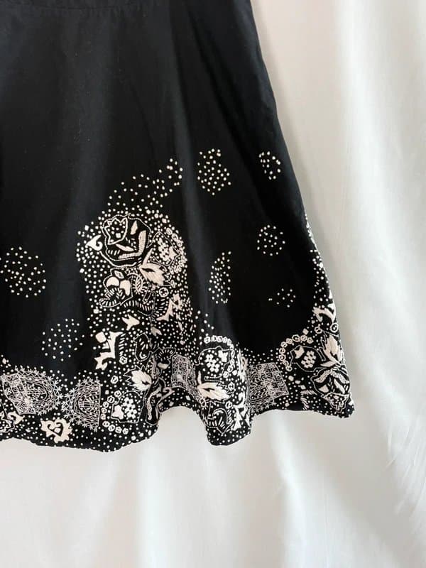 Vintage Dressing Vintage Nougat London black white embroidered knee length cotton skirt size 0