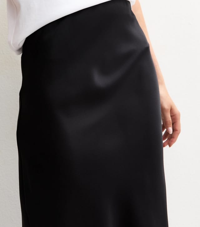 New Look Women's Tall Black Satin Midi Skirt New Look - 2