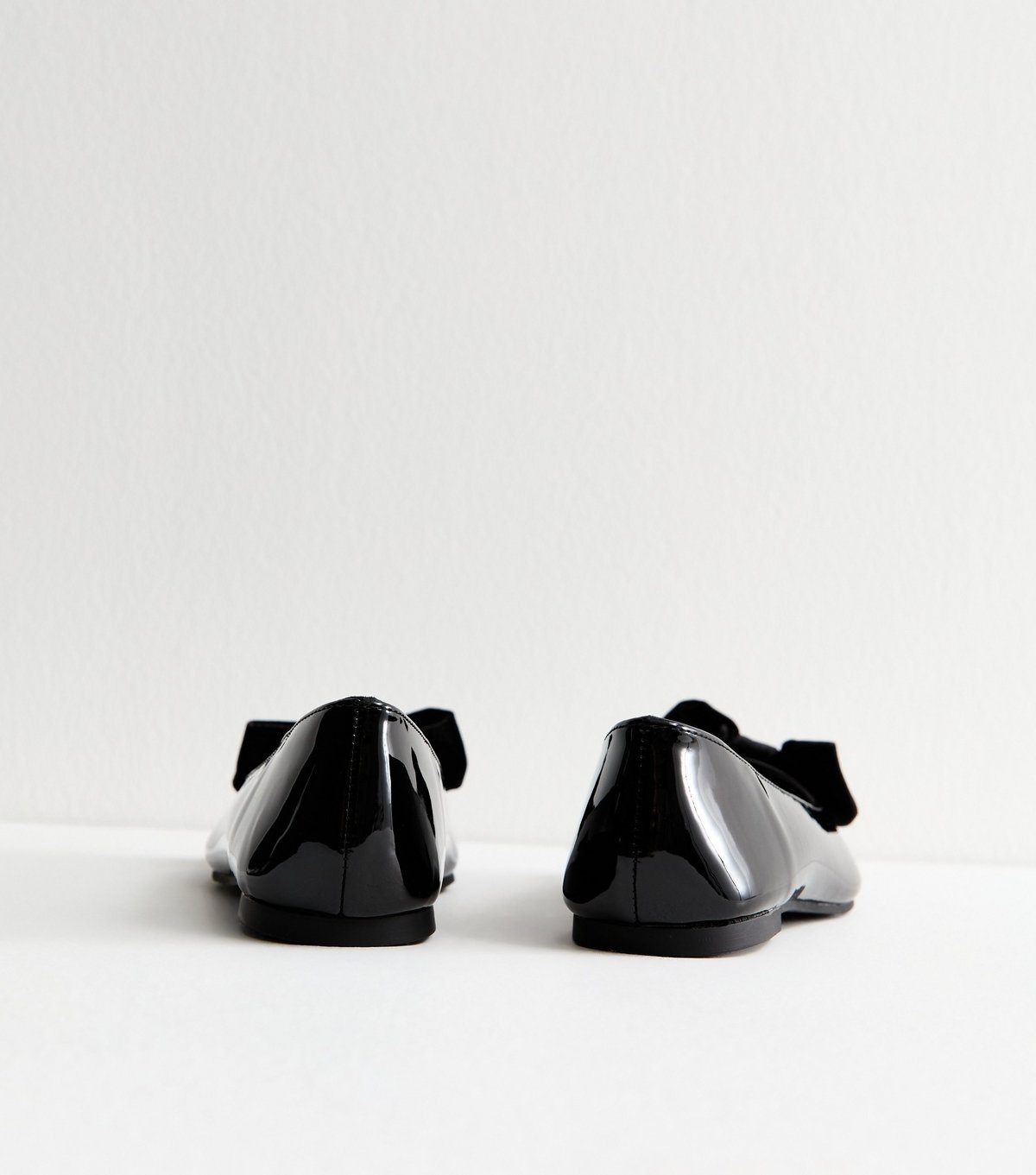 New Look Women's Extra Wide Fit Black Bow Front Faux Patent Ballerina Flats Vegan New Look - 4