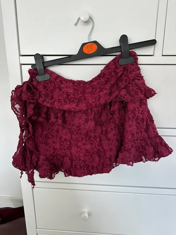 Bershka BNWT Berschka lace mini skirt