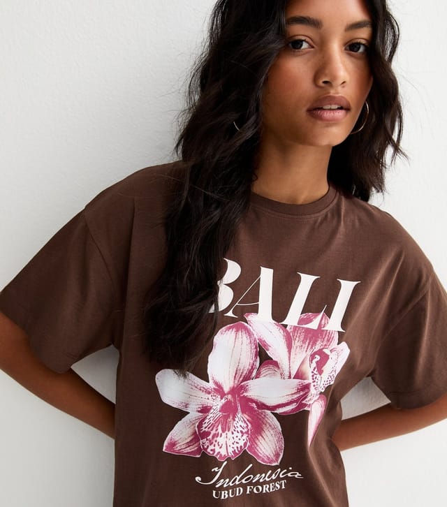 New Look Women's Dark Brown Cotton Bali Print Oversized T-Shirt New Look - 2