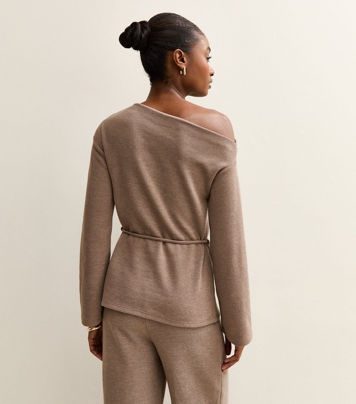 New Look Women's Mink Soft Touch Asymmetrical Slash Neck Tie Top New Look - 4