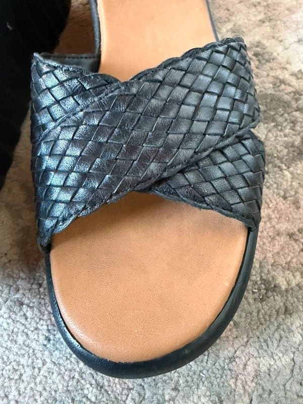 Dune London Dune Black leather buckle up flatform/wedge sandals. Size 8