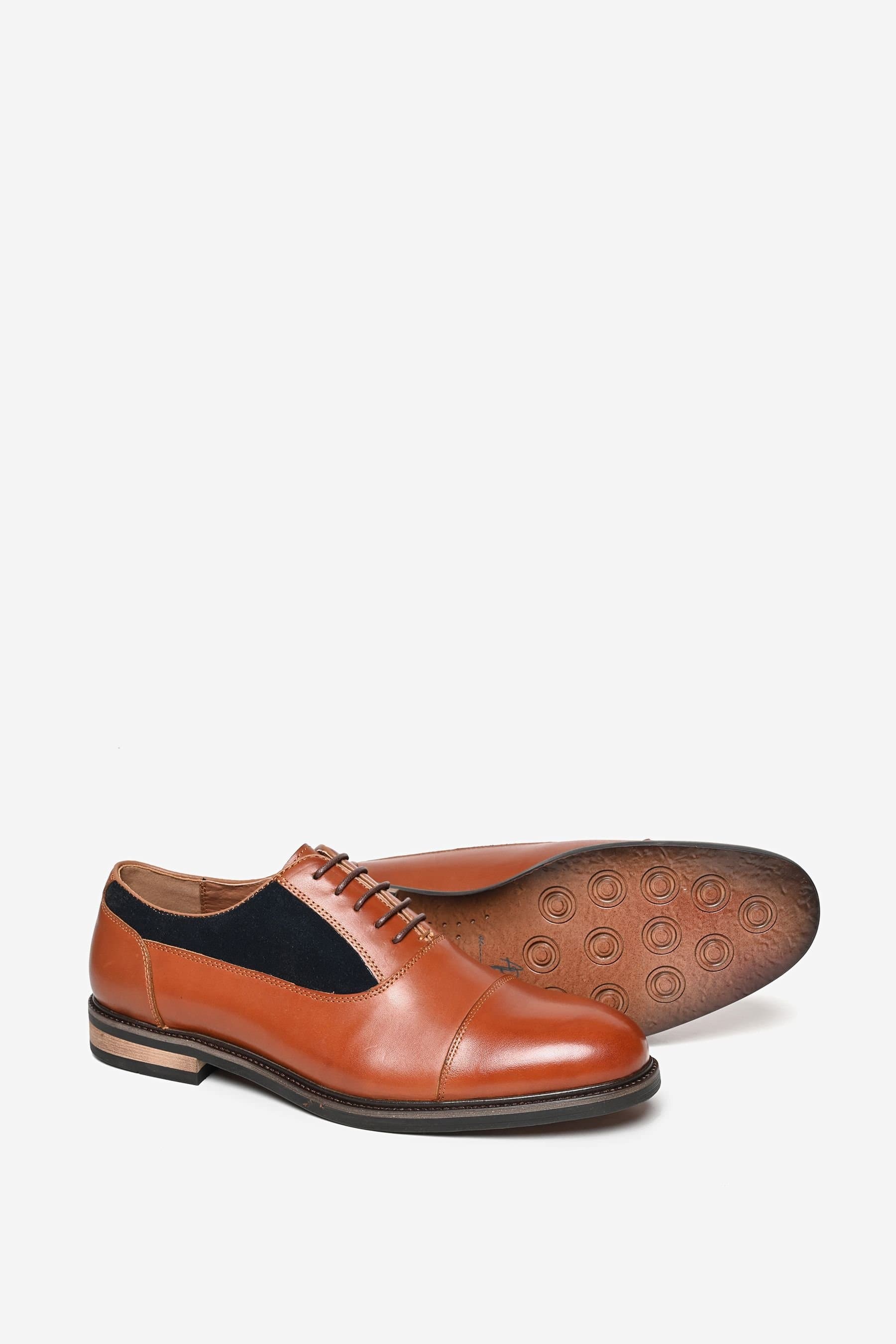 Alexander Pace Alexander Pace Men's 'Kennett' Premium Leather Derby Shoe in Tan