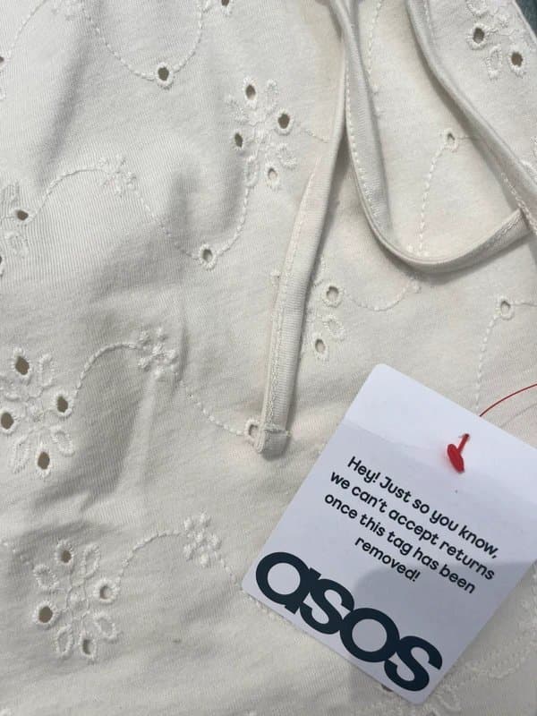 ASOS ASOS Design Curve Broderie Skort in cream size 18 NWT