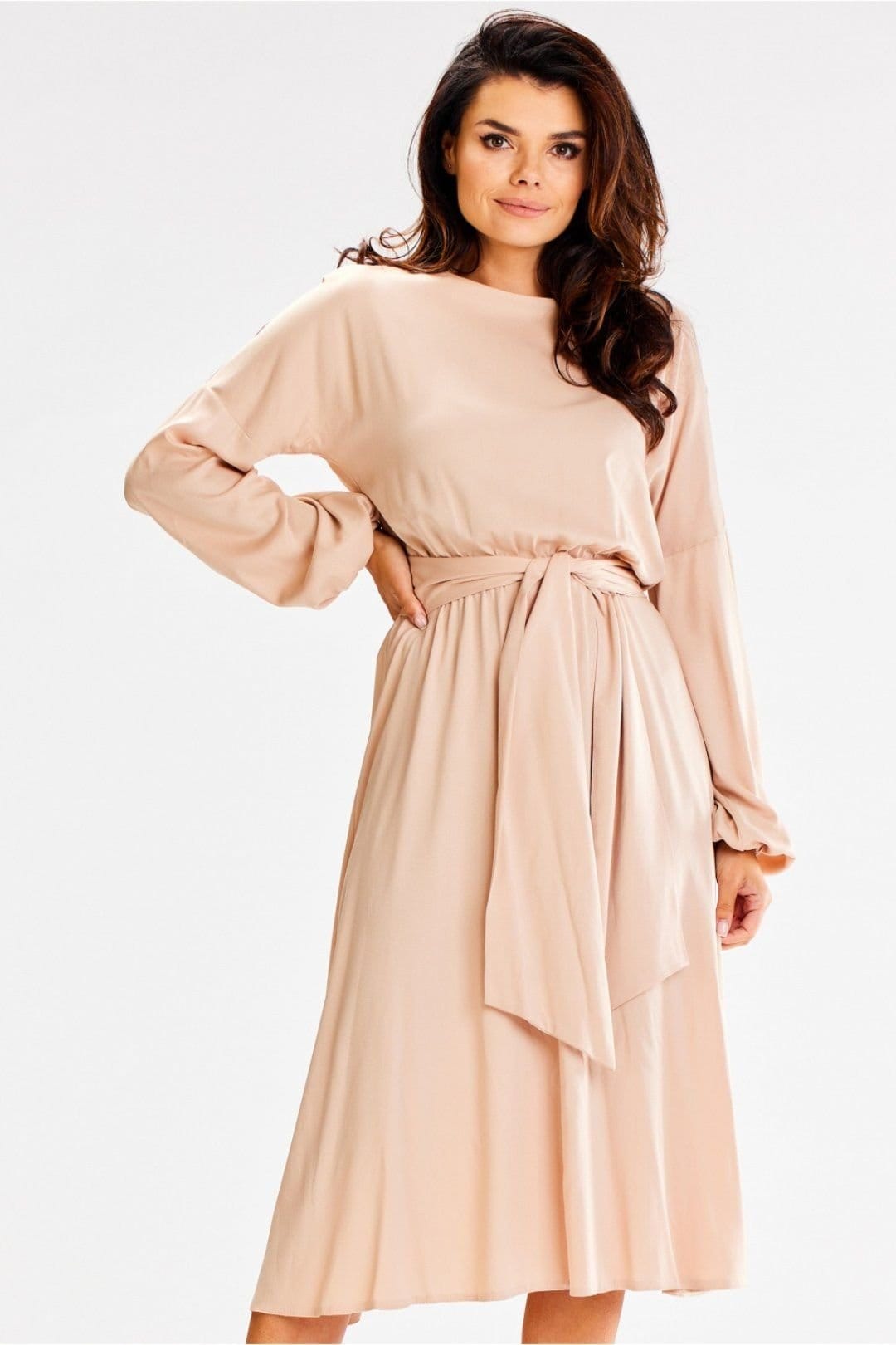 Love Lace Beige Satin Loose Flared Long Sleeve Dress