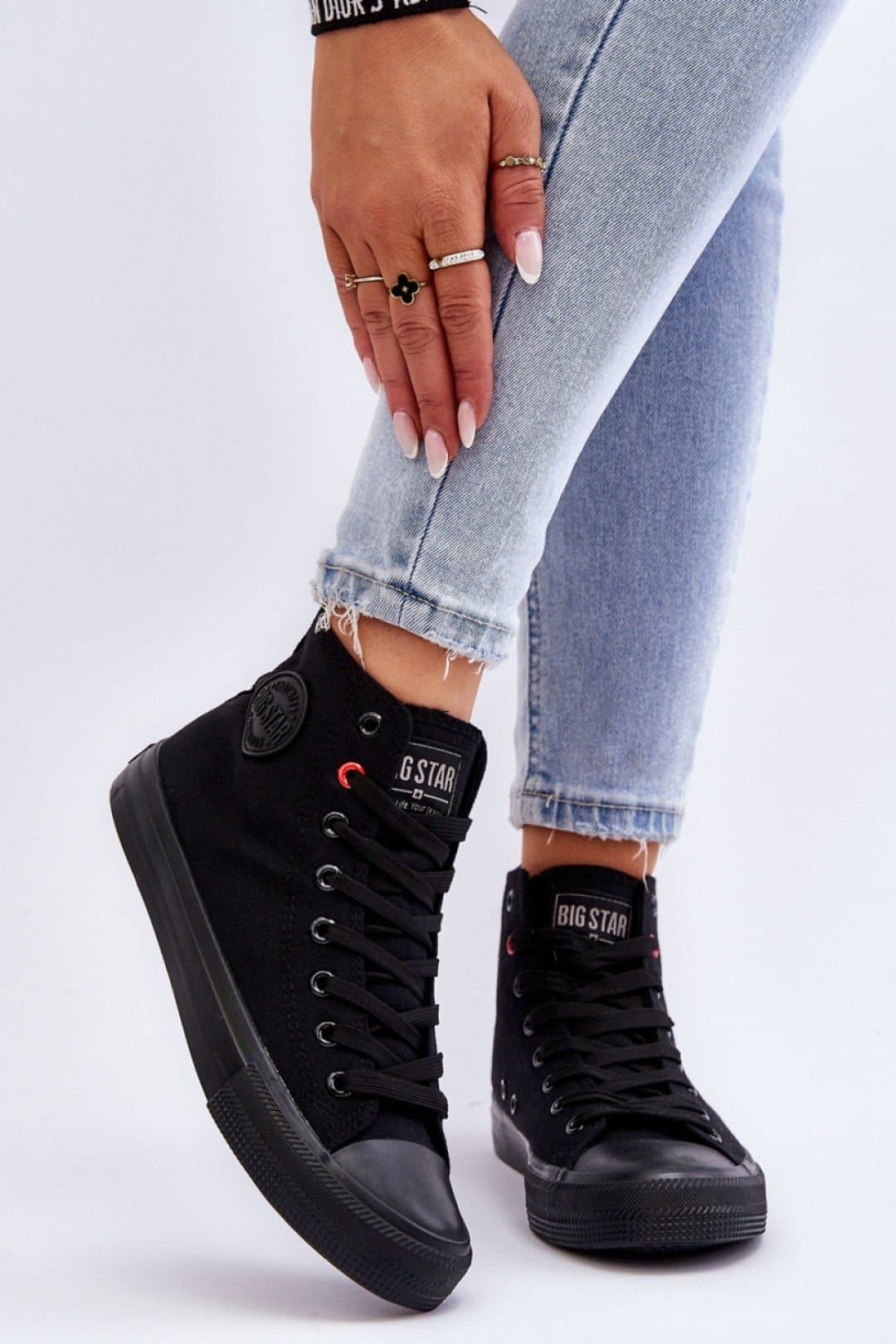 Love Lace Love Lace Women's BIG STAR High Top Sneakers Platform Non Slip Rubber Logo Laced in Black