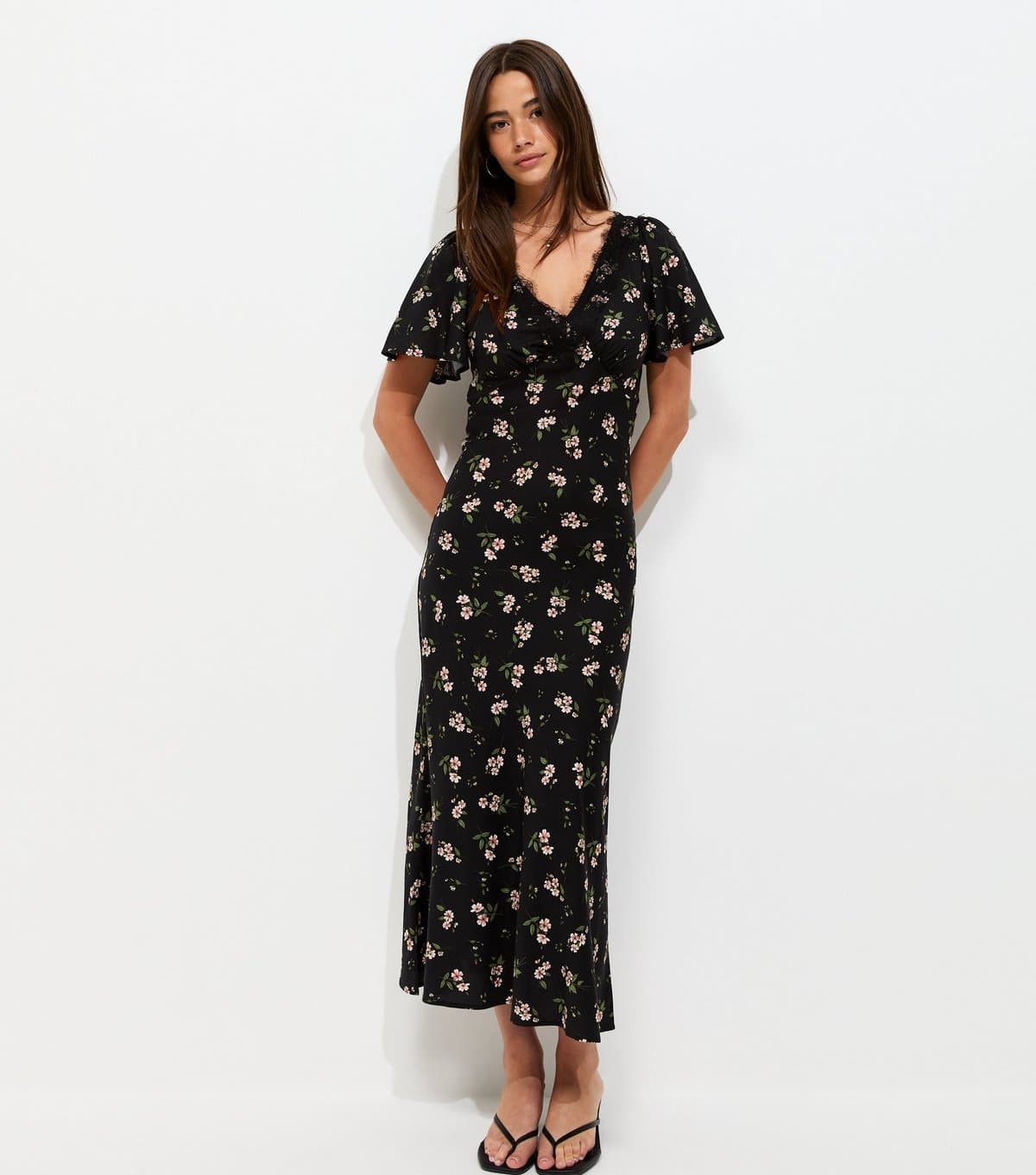 New Look Women's Black Floral Flutter Sleeve Midi Dress New Look