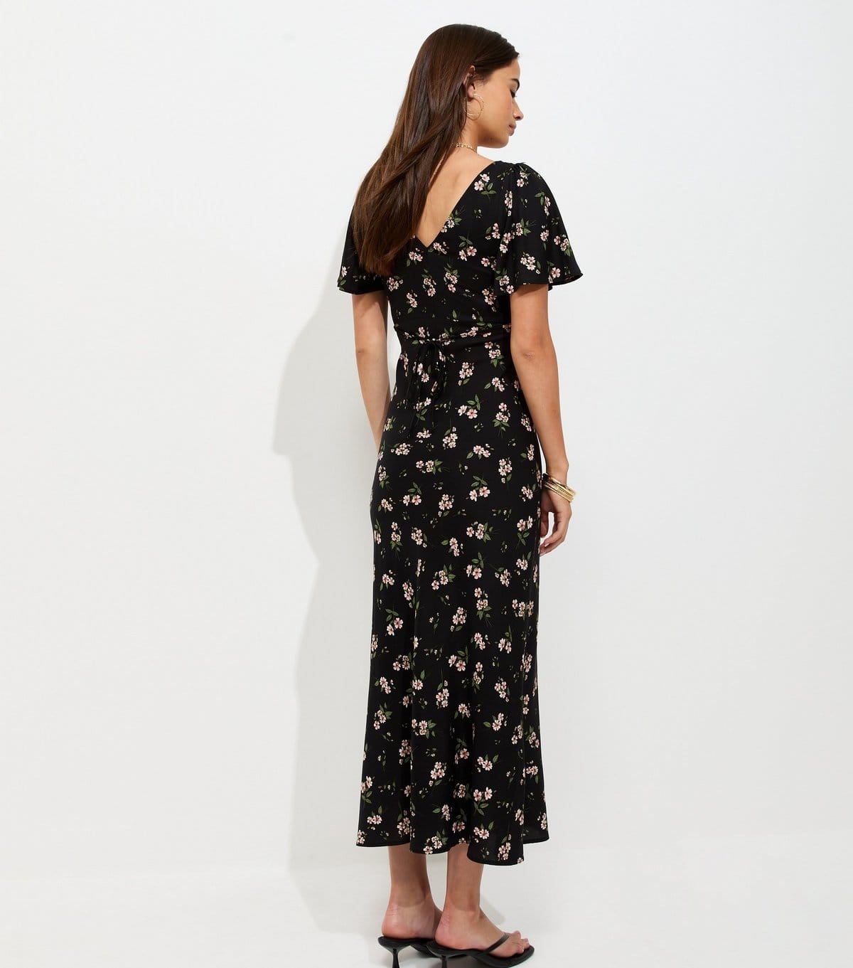 New Look Women's Black Floral Flutter Sleeve Midi Dress New Look - 4