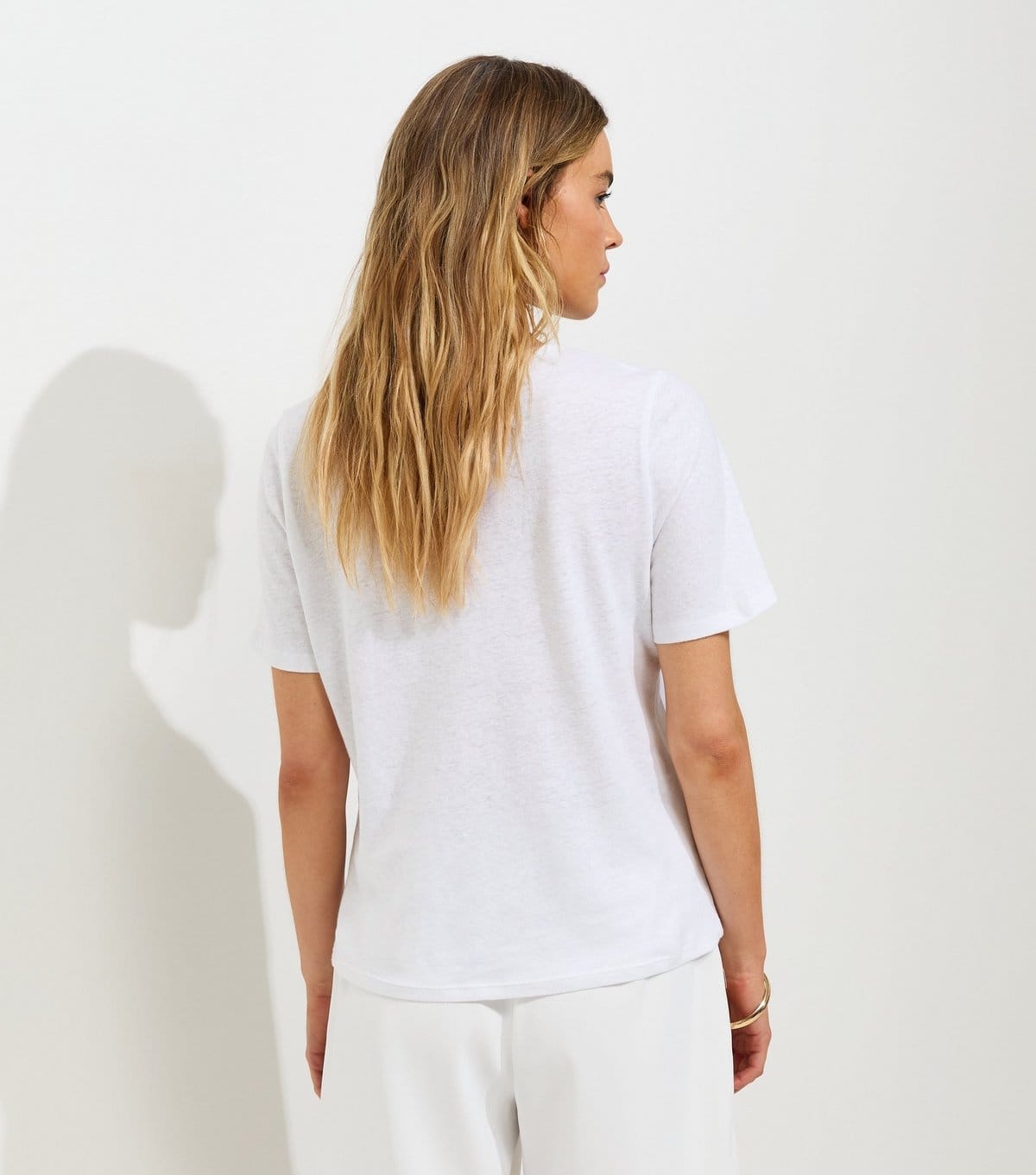 New Look Women's White Linen Rich Lace Trim Boxy Fit T-Shirt New Look - 4