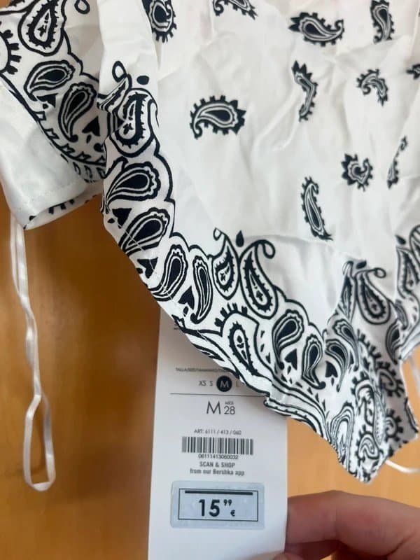 Bershka White Bandana Bershka Top