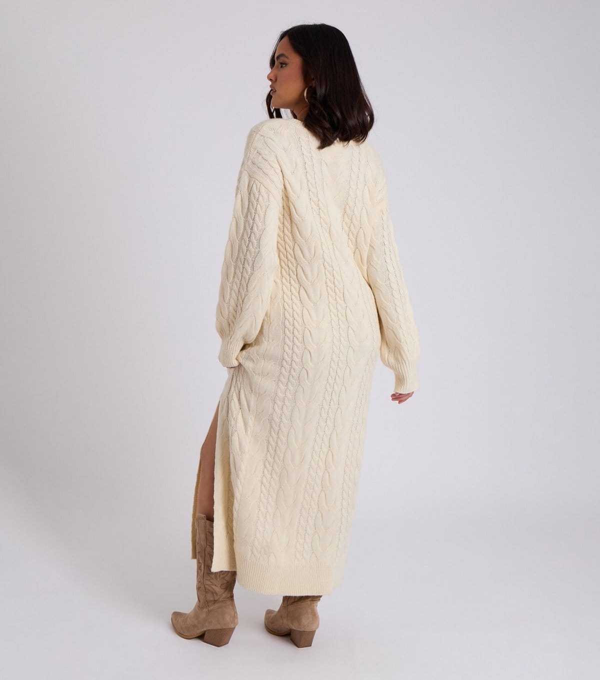 Urban Bliss Women's Cream Cable Knit Midaxi Jumper Dress Urban Bliss New Look - 4