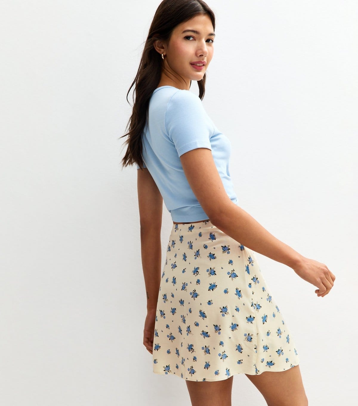 New Look Women's Cream Floral Print Wrap Mini Skirt New Look - 4