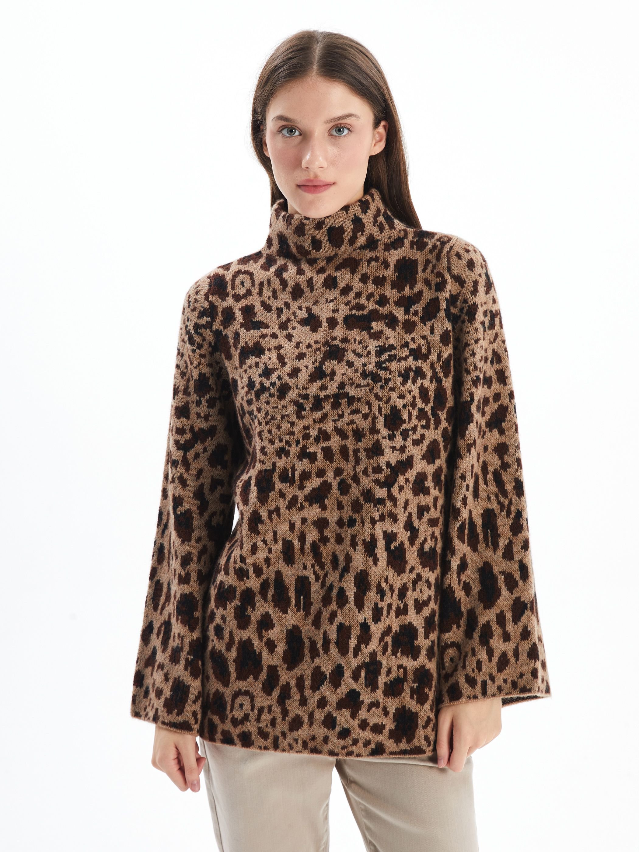 Dexia Dexia Women's Turtleneck Leopard Print Knitted Long Sleeve Relaxed Jumper - 3