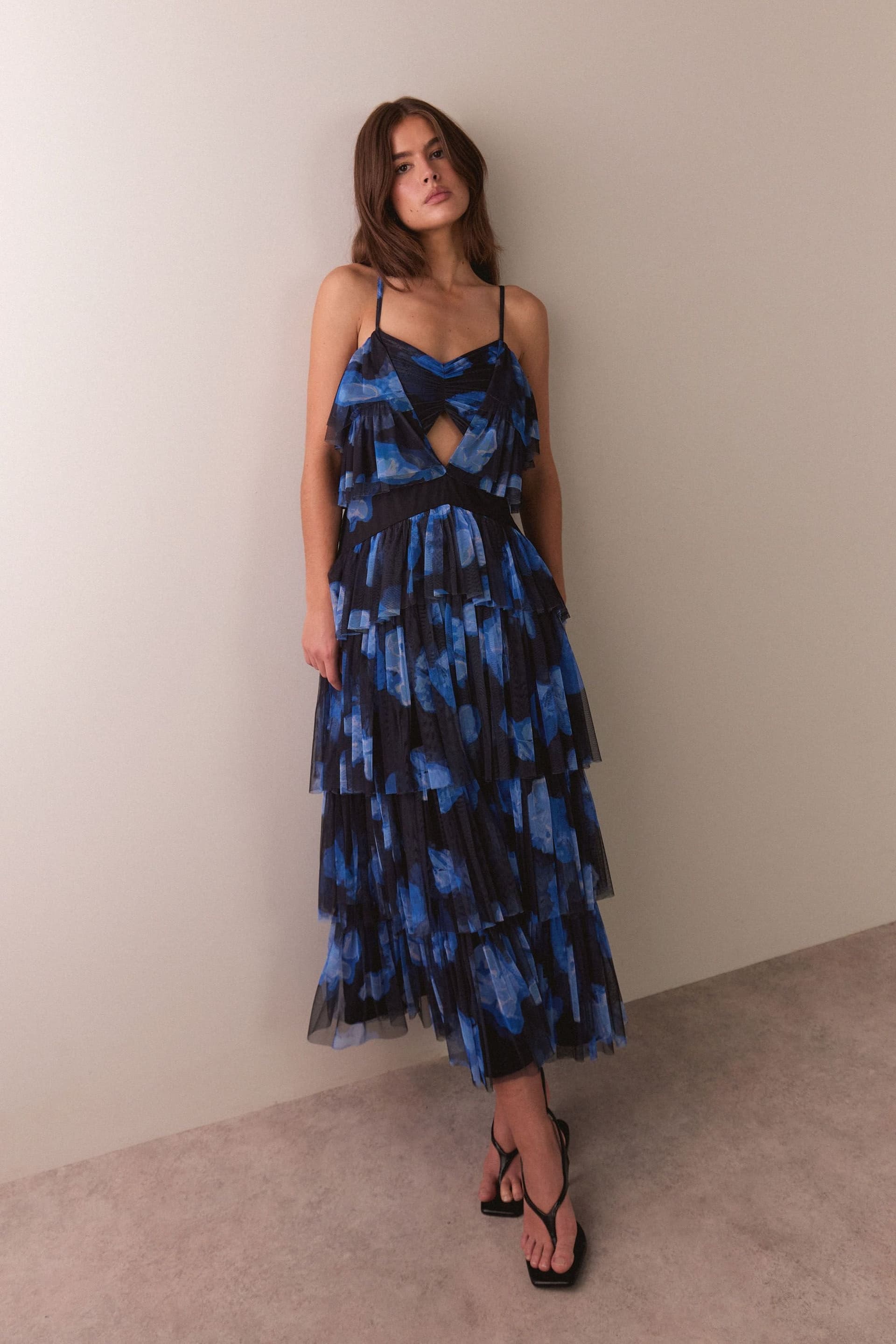 Warehouse Warehouse Women's Petite Floral Print Layered Tulle Front Cut out Strappy Maxi Dress in Cobalt