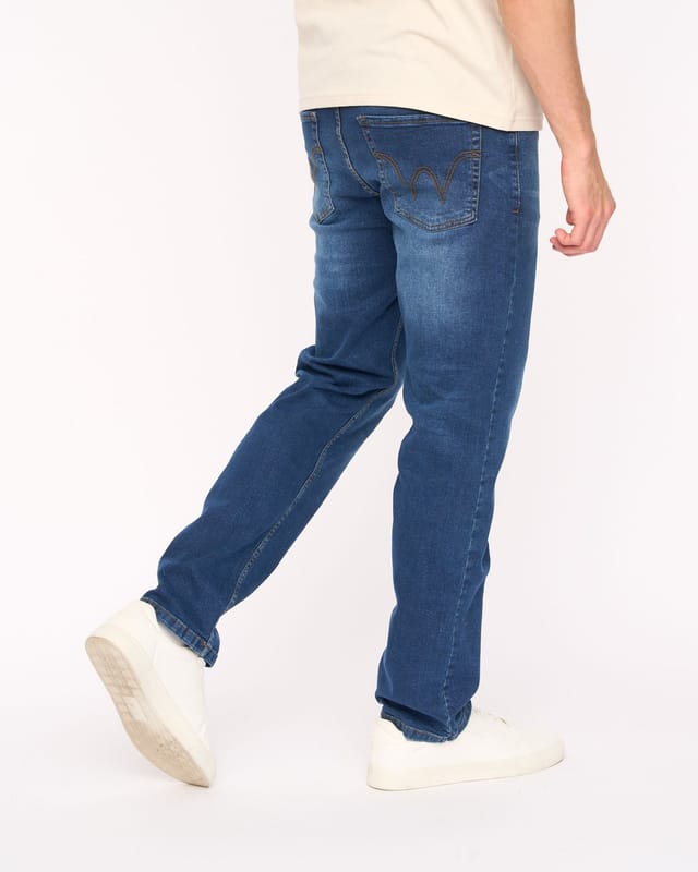 Duck&Cover Duck&Cover Men's Elix Regular Straight Leg Comfort Stretch Denim Jeans in Mid Blue - 2