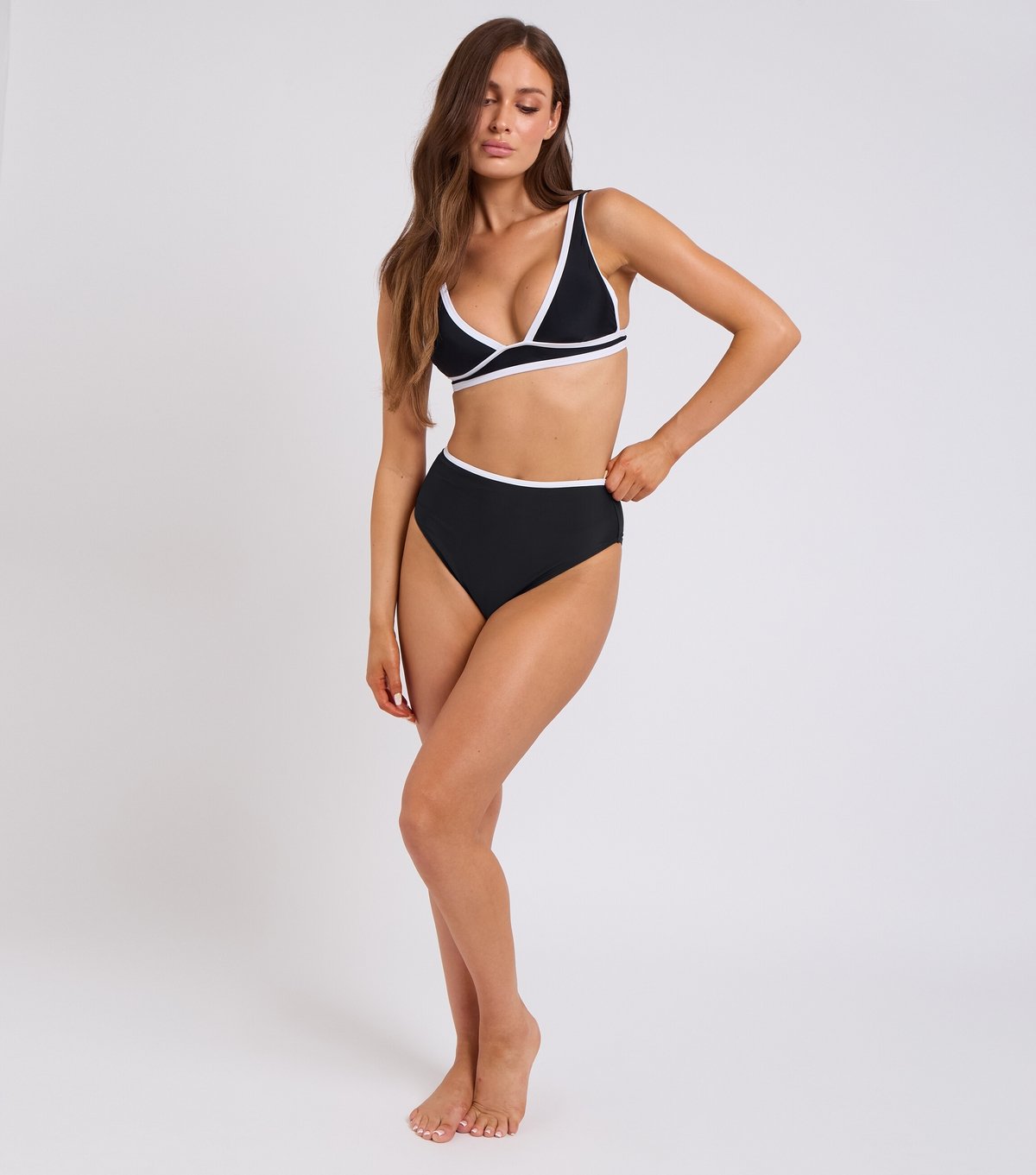 Urban Bliss Women's Black Contrast Trim Plunge Bikini Top Urban Bliss New Look - 3