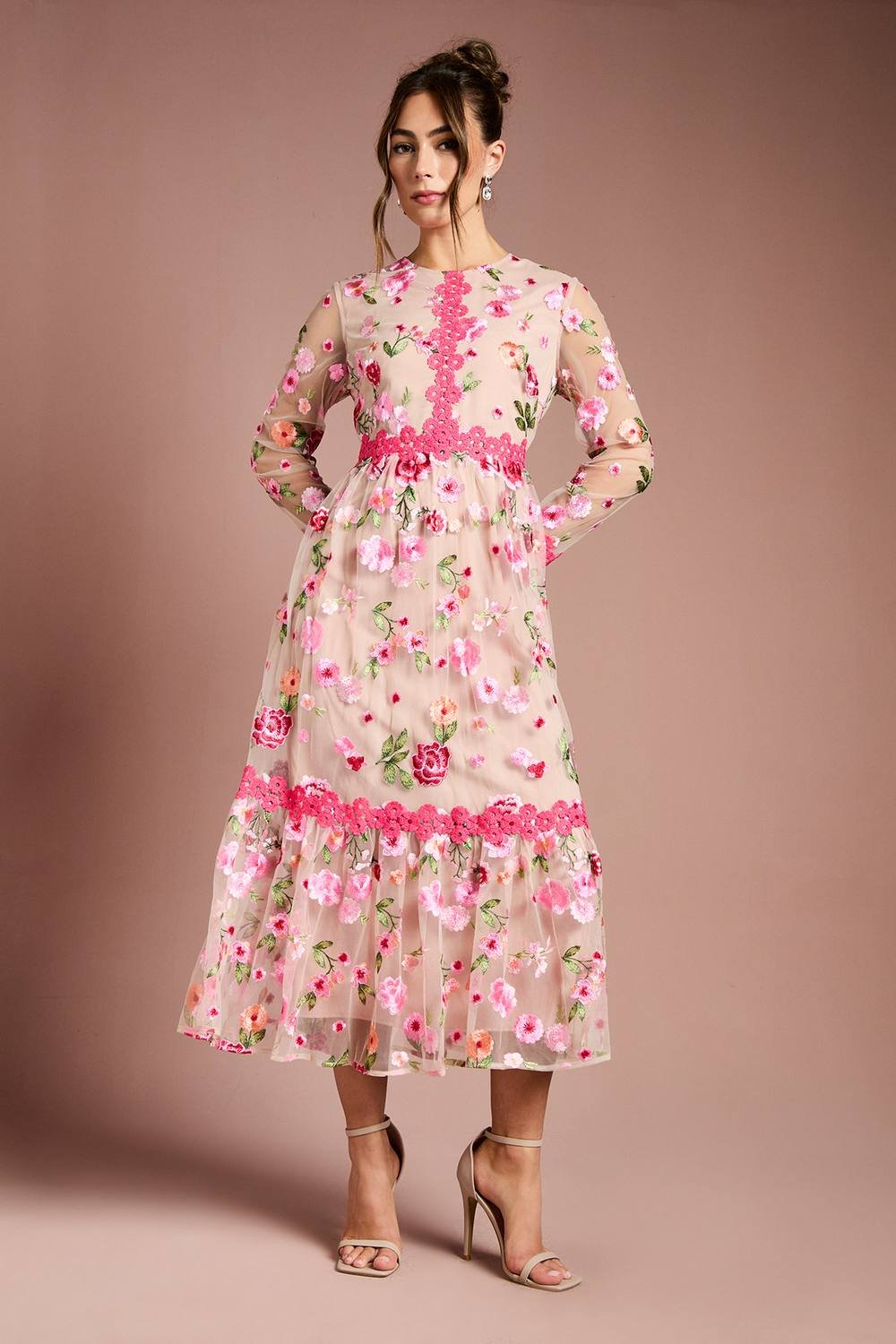 Coast Coast Women's Embroidered Floral Midi Dress in Nude - 2