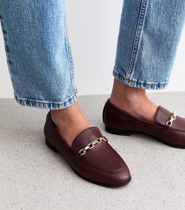 New Look Women's Wide Fit Dark Burgundy Faux Leather Chain Trim Loafers Vegan New Look - 2