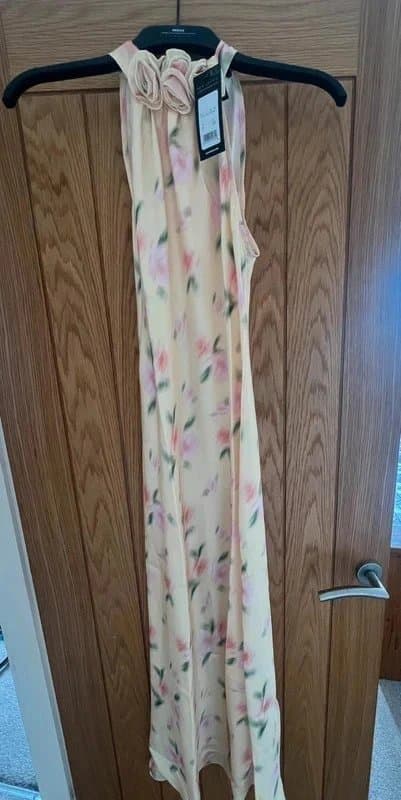 New Look Yellow floral halter neck satin midi dress