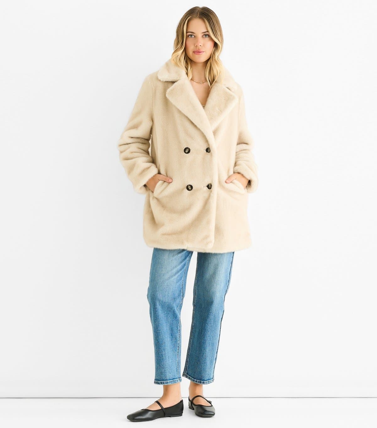 Gini London Women's Cream Faux Fur Double Breasted Longline Coat Gini London New Look