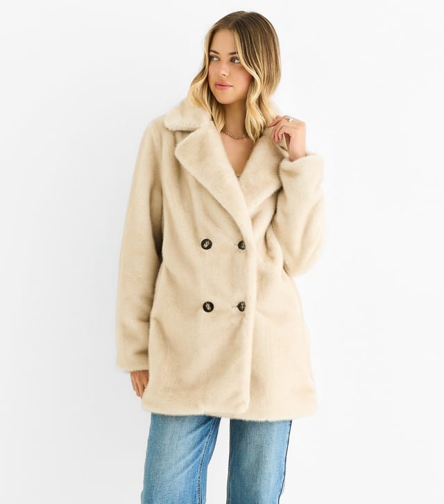 Gini London Women's Cream Faux Fur Double Breasted Longline Coat Gini London New Look - 2