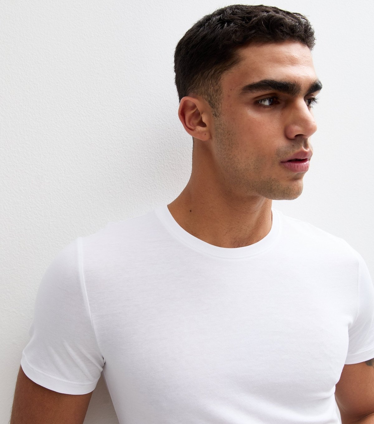 New Look Men's White Cotton Muscle Fit T-Shirt New Look - 2