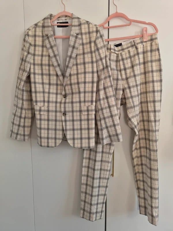 ASOS ASOS Design two piece suit in beige grid check - 40" chest, 36"/34" trousers