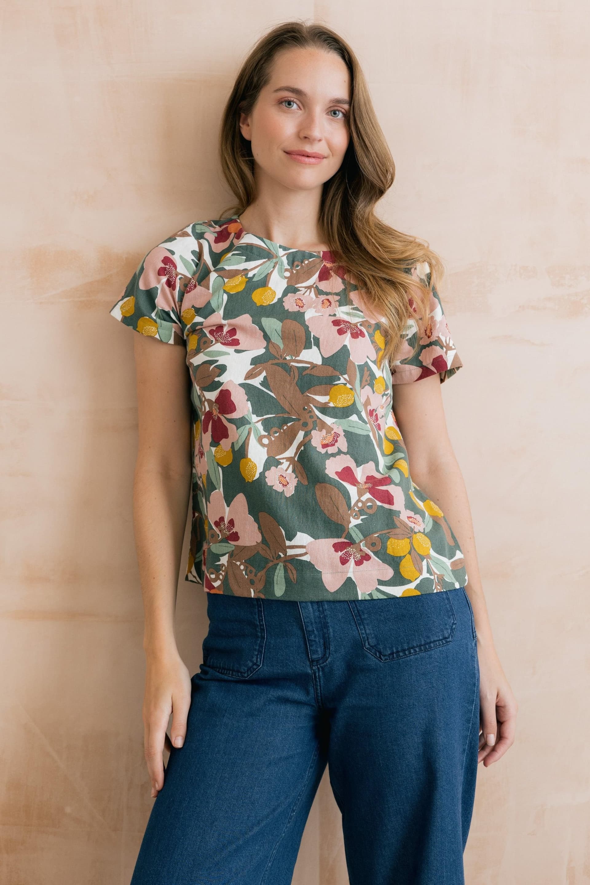 Lily & Me Lily & Me Pale Green Floral Printed Linen Blend Top